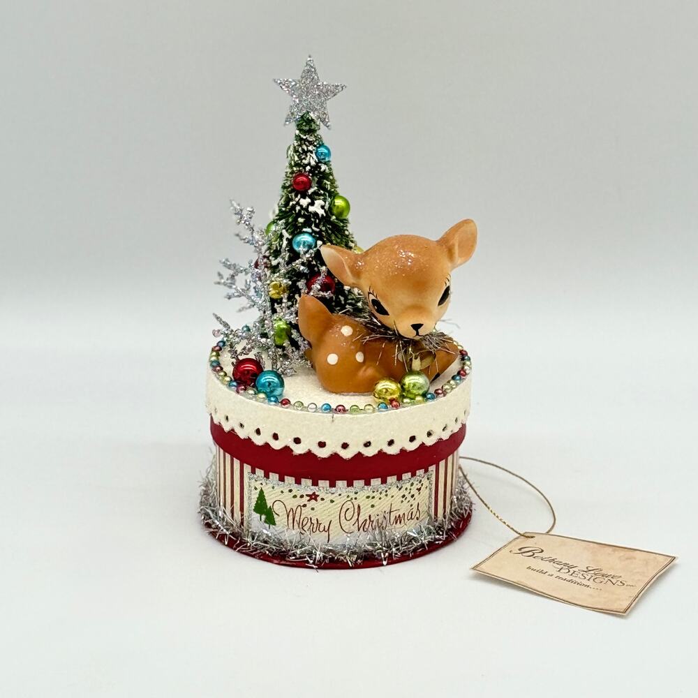 New Bethany Lowe Merry & Bright Deer On Box Retro Style Christmas Decor Figure